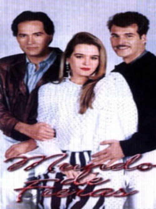 Mundo de Fieras official trailer poster