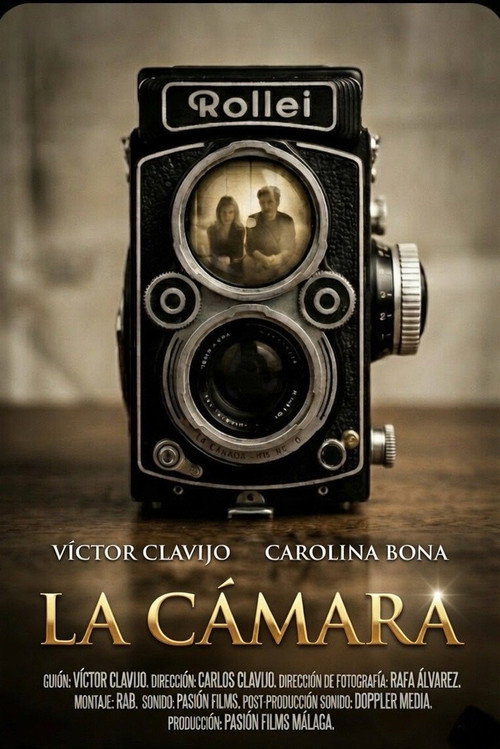 La cámara official trailer poster
