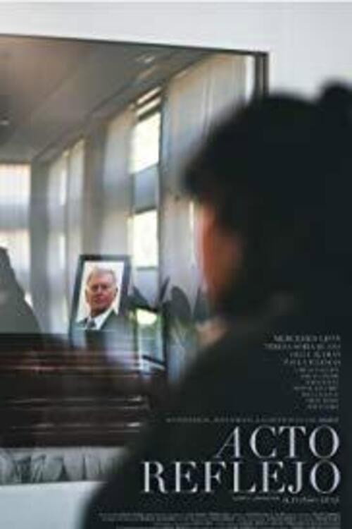 Acto reflejo official trailer poster