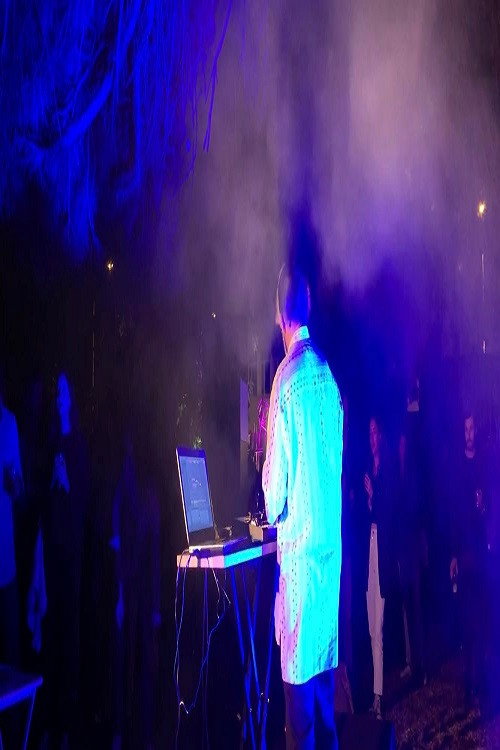 YUNIS - Live in Geneva, Switzerland official trailer poster